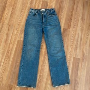 Abercrombie & Fitch 90s High Rise Relaxed Jean
